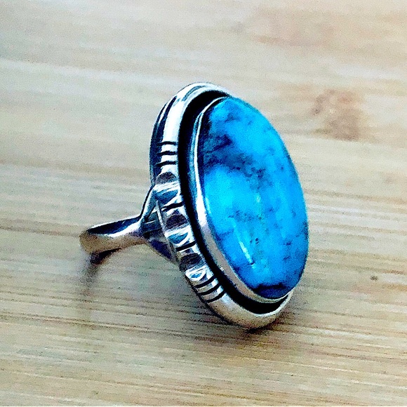 $195 Vintage Native American Estate Ring Sterling Mark Illegible Size 8 & 1/2 - Picture 4 of 8